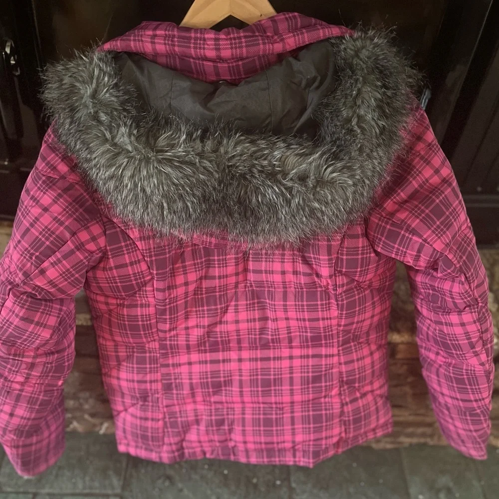Columbia Plaid Puffer Jacket - Picture 3 of 6
